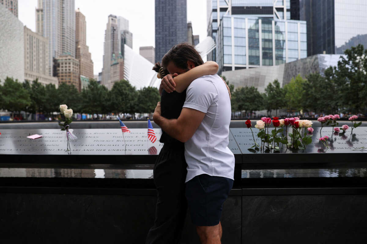 11η Σεπτεμβρίου: Οι μνήμες δεν σβήνουν 21 χρόνια μετά – Οι ΗΠΑ τιμούν τους 3.000 νεκρούς