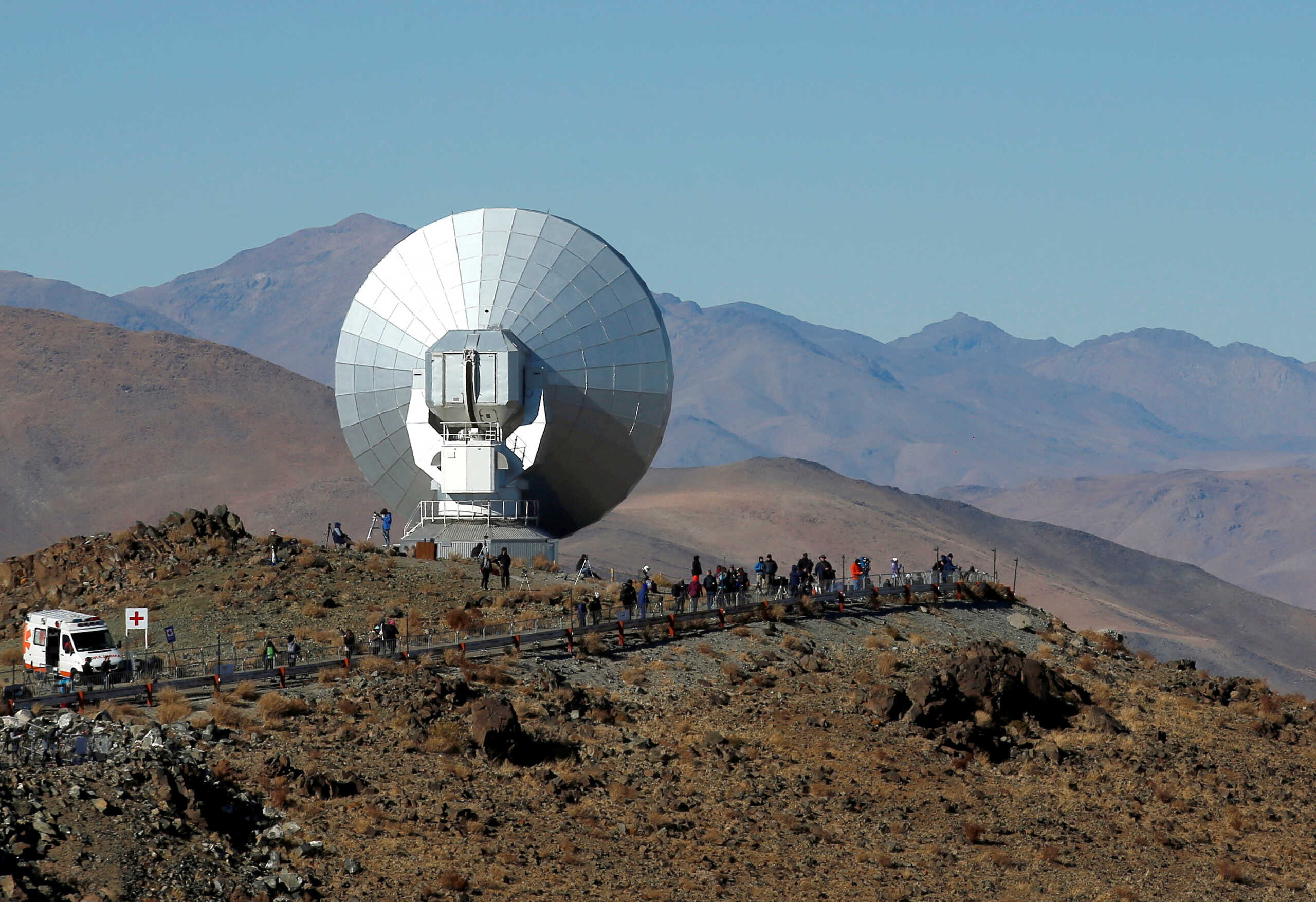 FILE PHOTO: People are seen before of the solar eclipse in La Silla European Southern Observatory (ESO) at Coquimbo, Chile July 2, 2019. REUTERS