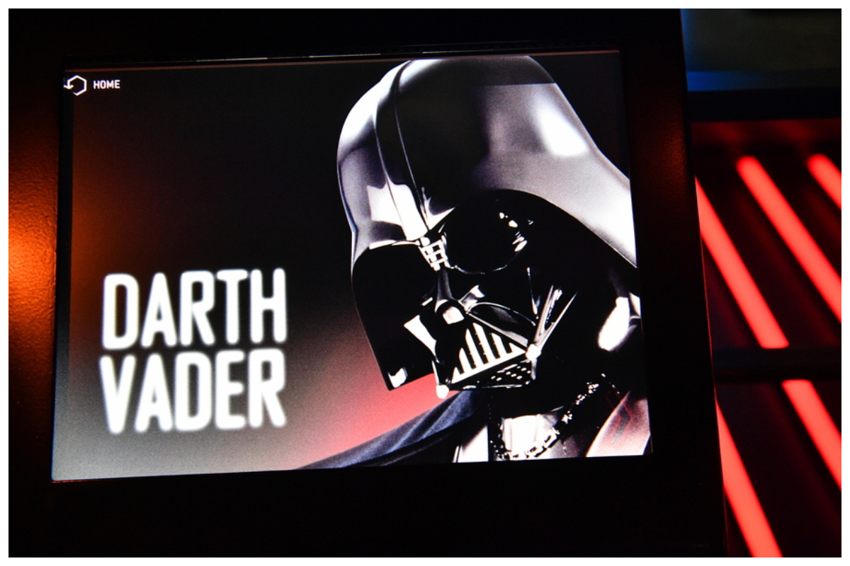 Τέλος ο Τζέιμς Ερλ Τζόουνς ως Darth Vader, τον ρόλο του αναλαμβάνει η τεχνητή νοημοσύνη