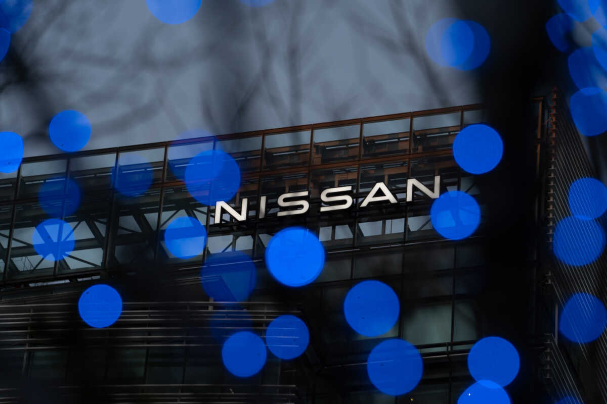 Η Nissan αναπτύσσει νέα τεχνολογία με καταλυτικά ενεργά είδη για την αδρανοποίηση των ιών