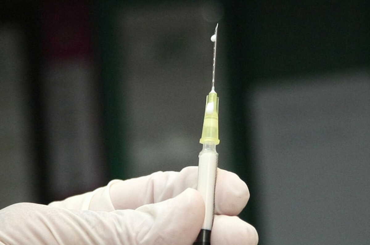 Γρίπη: Εκτεθειμένοι οι πολίτες στην έξαρση, χαμηλή η αποτελεσματικότητα του εμβολίου