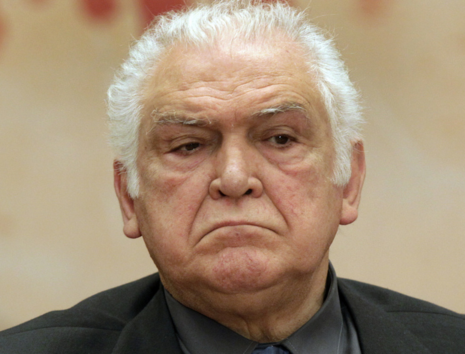 O Κώστας Καζάκος παρίσταται στη διακαναλική συνέντευξη της ΓΓ της ΚΕ του ΚΚΕ Αλέκα Παπαρήγα για τις βουλευτικές εκλογές στο Ζάππειο Μέγαρο, την Παρασκευή 27 Απριλίου 2012. ΑΠΕ-ΜΠΕ
