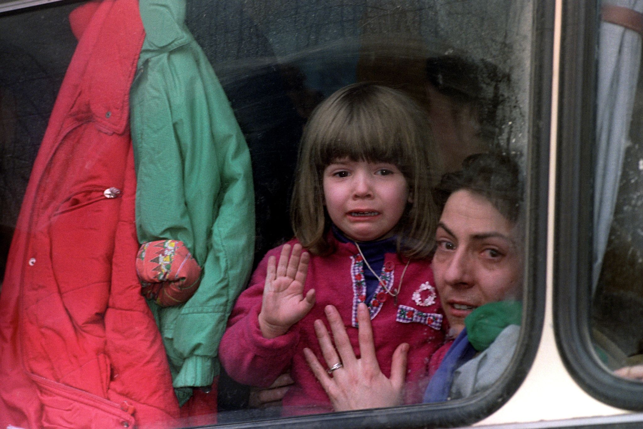 Δράμα: Δείτε πως είναι σήμερα το κοριτσάκι αυτής της φωτογραφίας που τραβήχτηκε στο Σεράγεβο