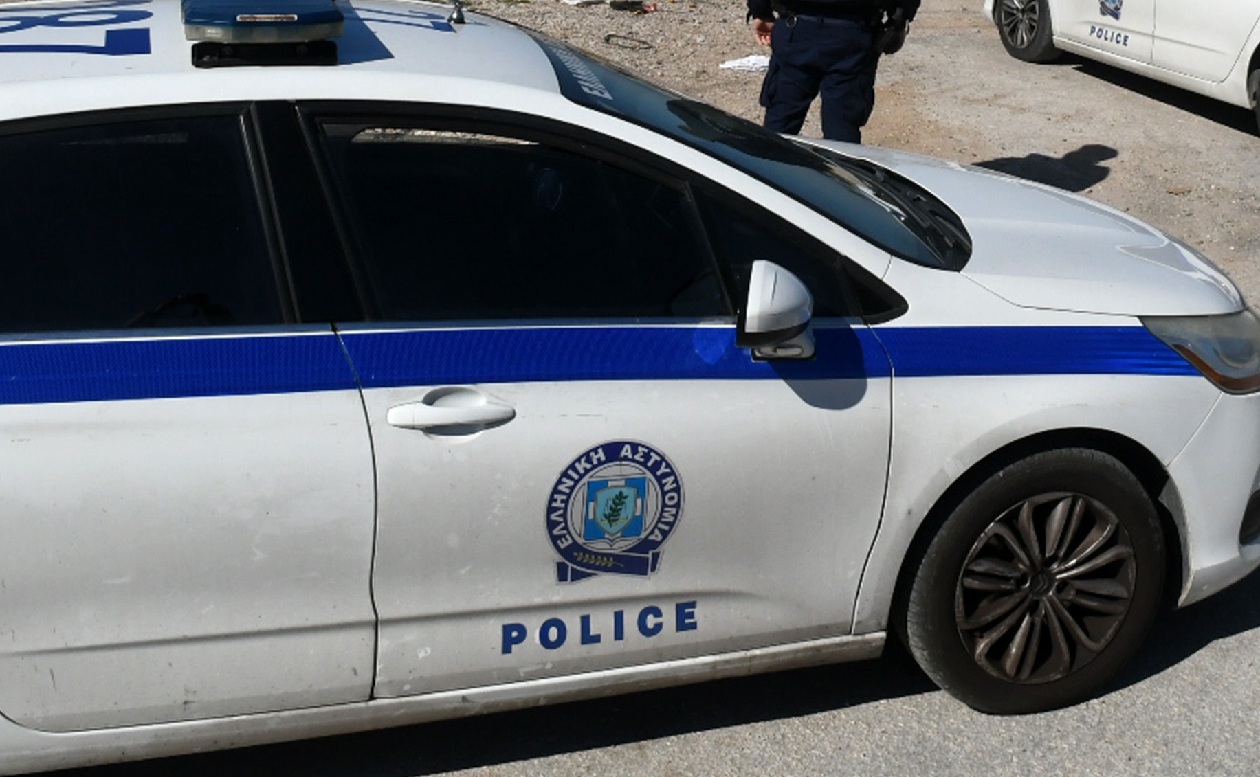 Πρέβεζα: Προσπάθησε να πατήσει αστυνομικό με το ταξί του για να μην του πάρει το δίπλωμα
