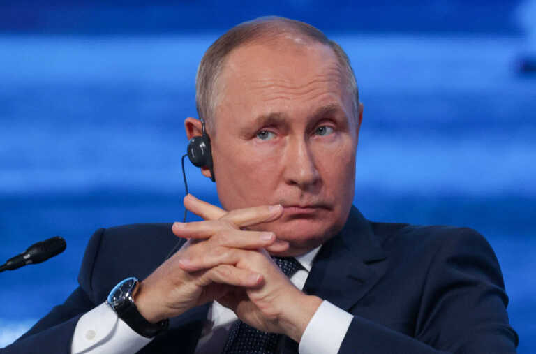 Ρωσία: Δημοτικοί σύμβουλοι 18 περιφερειών ζητούν την παραίτηση του Πούτιν