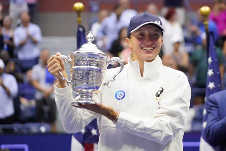 Η Σφιόντεκ «βασίλισσα» της Νέας Υόρκης - Η Ζαμπέρ δεν μπόρεσε να της στερήσει το US Open