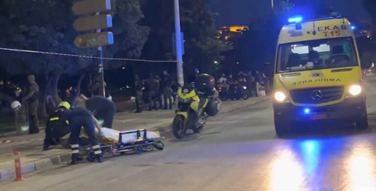 Θεσσαλονίκη: Δύο μαχαιρωμένοι σε συμπλοκή στην περιοχή της Καμάρας – Ασθενοφόρα στο σημείο
