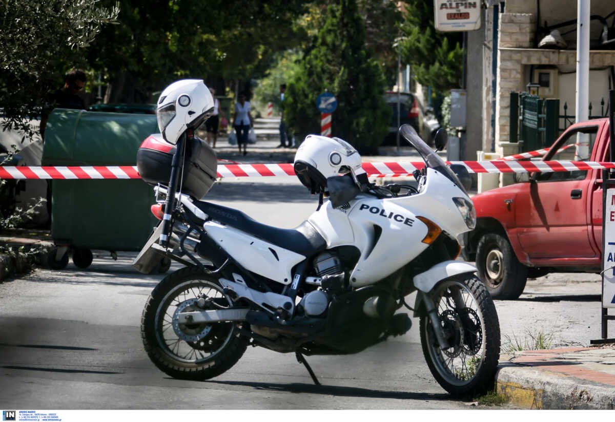 Ενδοοικογενειακή βία: Αυτή τη φορά  έκανε μαύρη στο ξύλο τη γυναίκα του επειδή «δεν καθάρισε καλά το σπίτι»