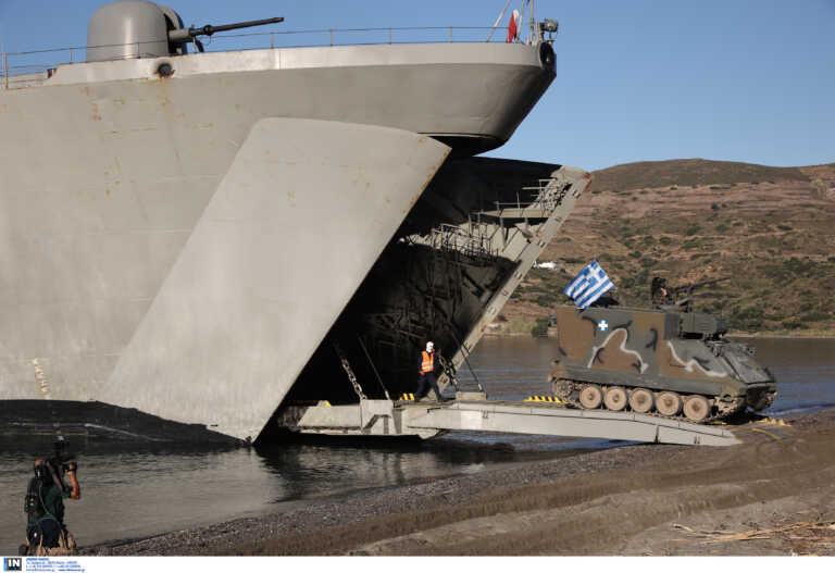 Εντυπωσιακή άσκηση με «απόβαση» Ελλήνων και Γάλλων στην Σκύρο - Συμμετείχε το πανίσχυρο πλοίο FS «Tonnerre»