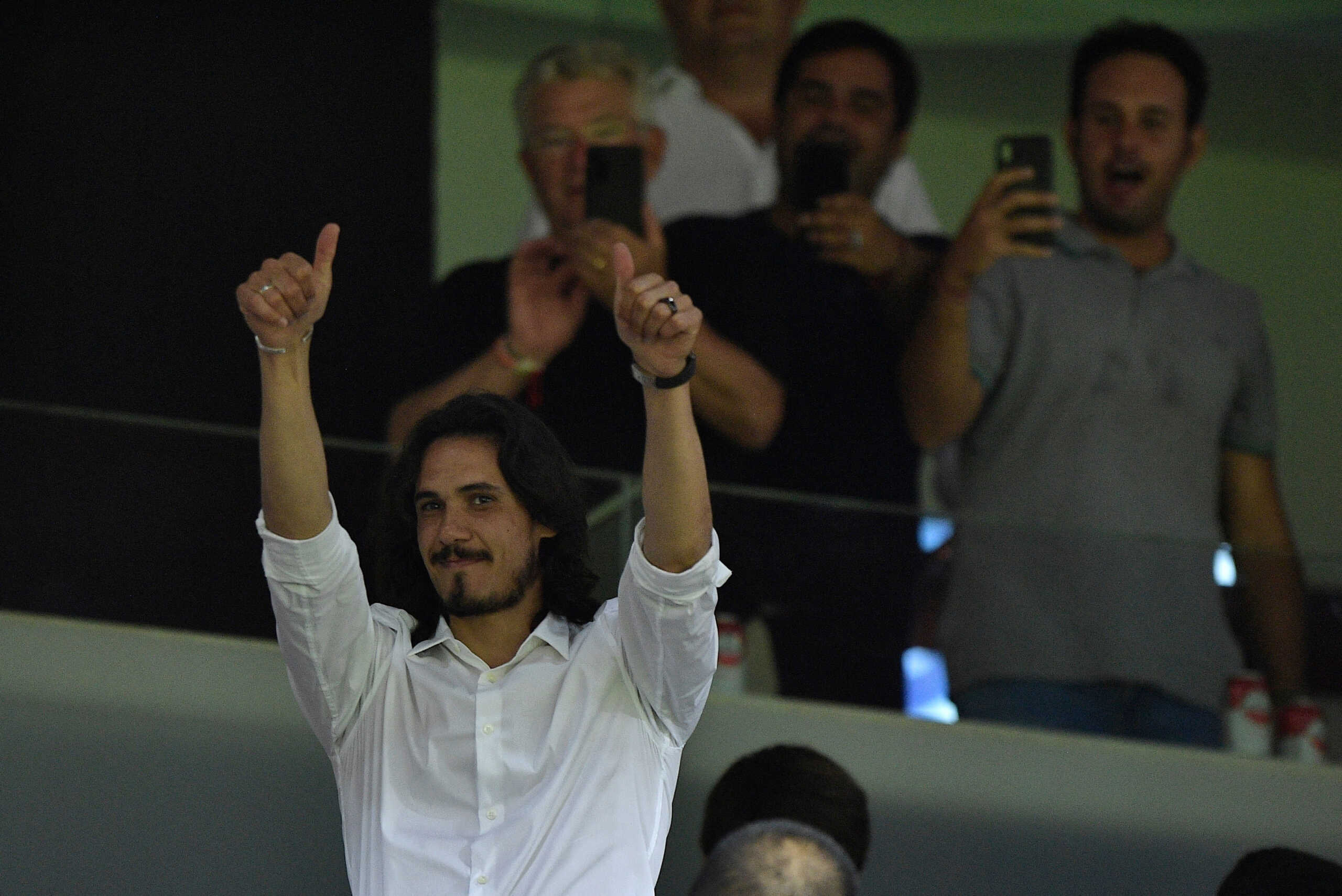 Soccer Football - LaLiga - Valencia v Atletico Madrid - Mestalla, Valencia, Spain - August 29, 2022 Valencia new signing Edison Cavani is seen in the stands before the match REUTERS