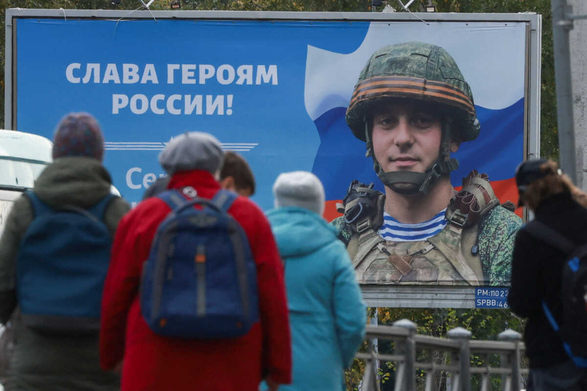 Πόλεμος στην Ουκρανία: Ουζμπέκοι που εργάζονται σε εργοστάσιο στη Ρωσία έλαβαν χαρτιά επιστράτευσης