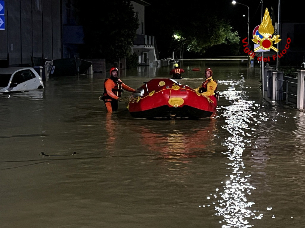 Ιταλία: «Ήταν σαν τσουνάμι, άνθρωποι εξαφανίστηκαν» – Σοκαριστικές περιγραφές από τις πλημμύρες