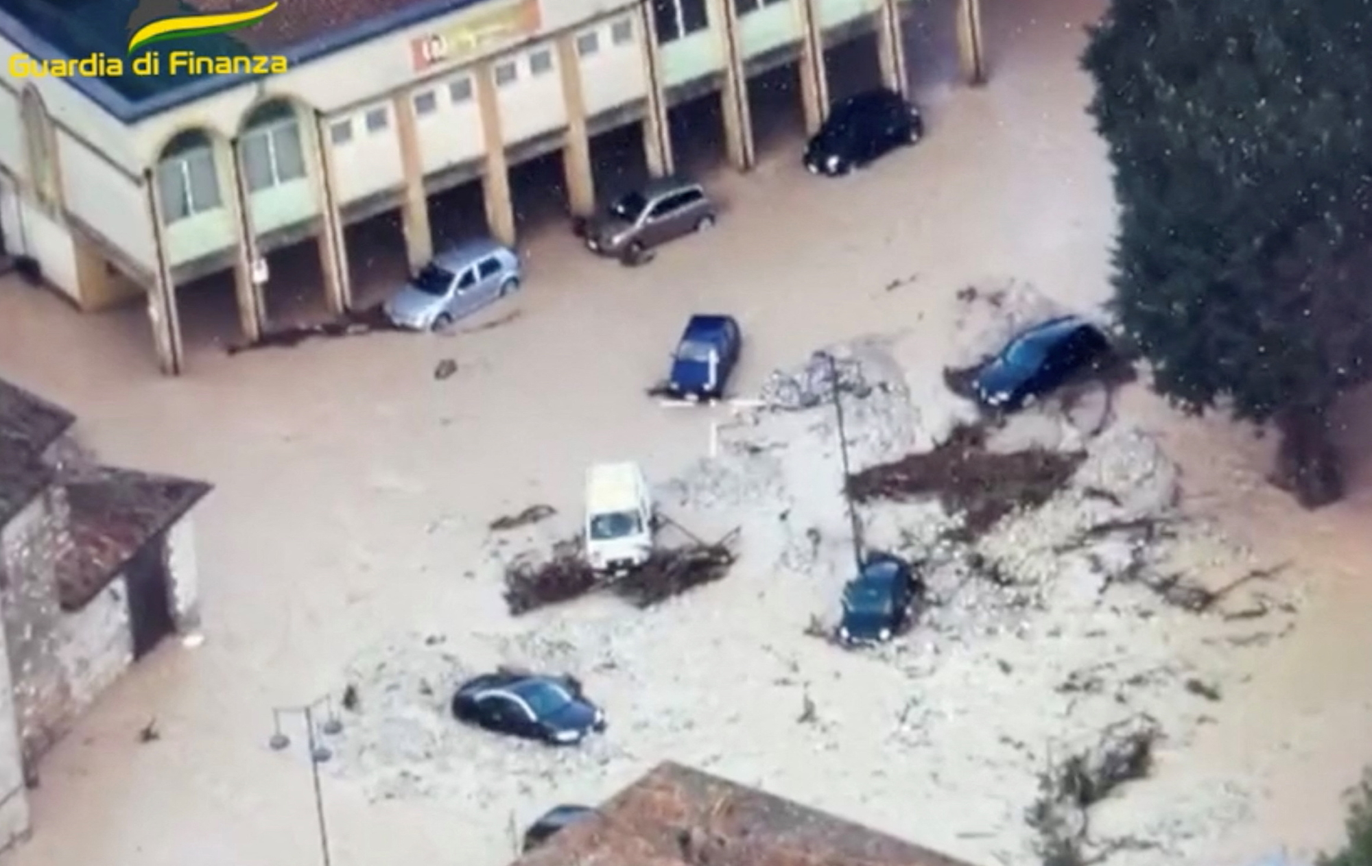 Ιταλία: Αυξάνονται οι νεκροί από τις φονικές πλημμύρες – Αγνοείται μητέρα και δύο παιδιά