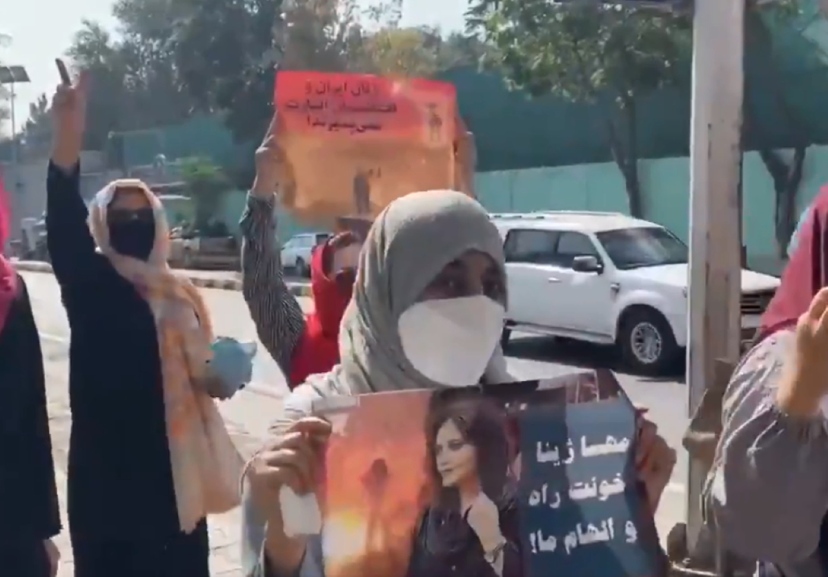 Αφγανιστάν: Πυροβολισμοί σε διαμαρτυρία γυναικών – «Το Ιράν εξεγείρεται, είναι η σειρά μας»