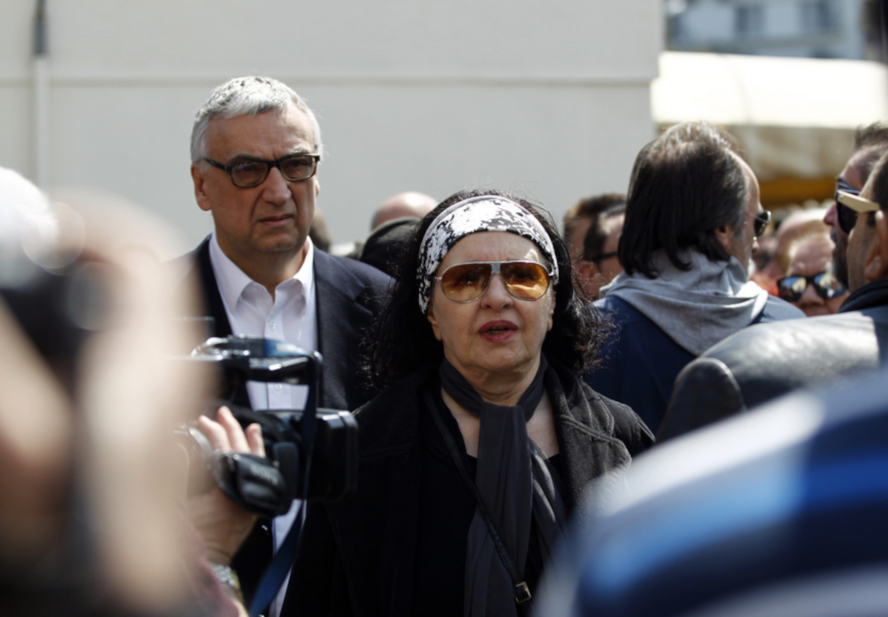 Η ηθοποιός Μάρθα Καραγιάννη παρίσταται στην κηδεία του ηθοποιού Στάθη Ψάλτη, στο κοιμητήριο του δήμου Ζωγράφου, Δευτέρα 24 Απριλίου 2017. Συγγενείς, φίλοι, συνάδελφοι και θαυμαστές του ηθοποιού Στάθη Ψάλτη, είπαν το τελευταίο αντίο στον Στάθη Ψάλτη, που έφυγε την Παρασκευή από τη ζωή, έπειτα από σκληρή μάχη με τον καρκίνο, σε ηλικία 66 ετών. ΑΠΕ-ΜΠΕ