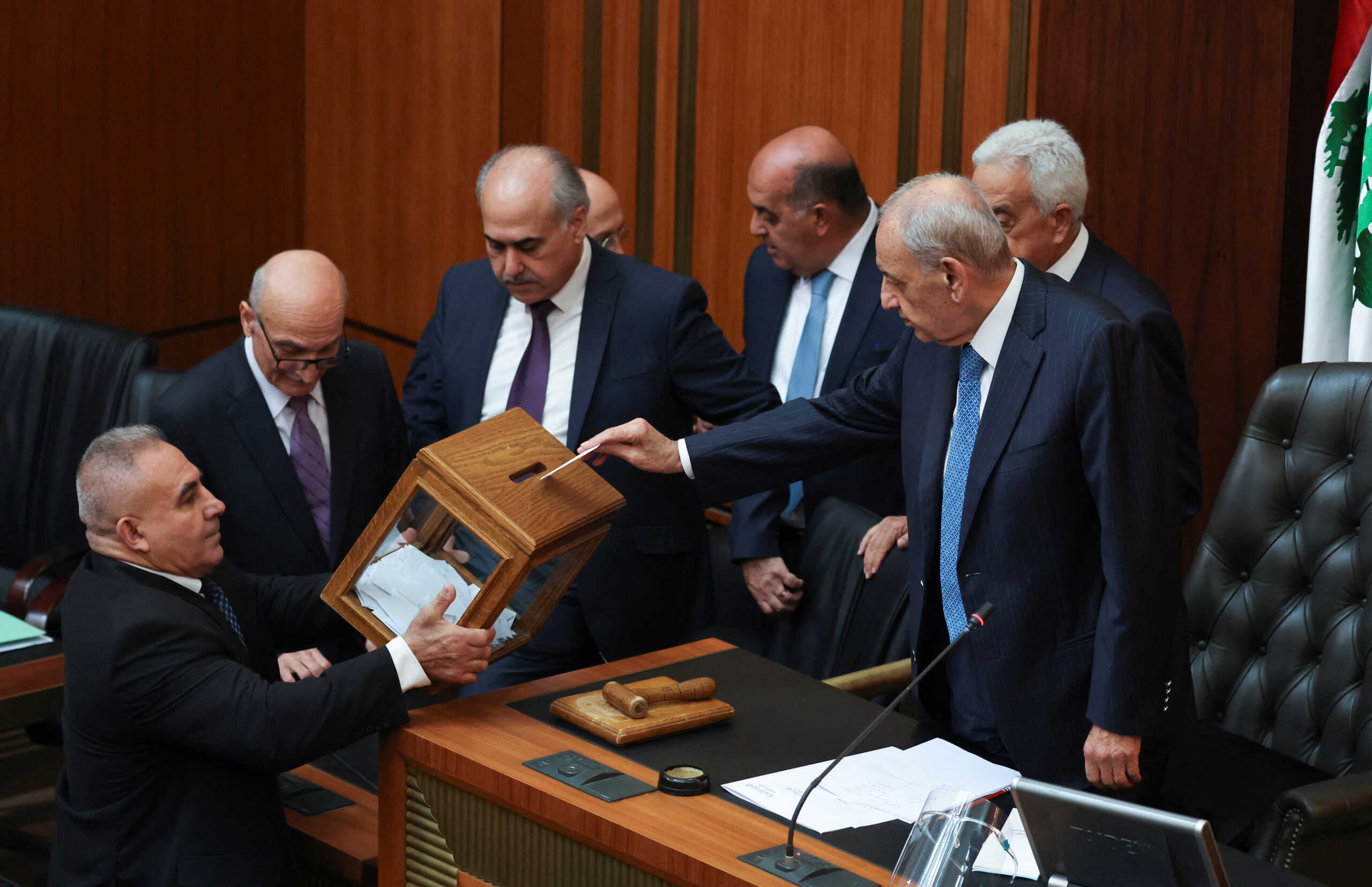 Λίβανος: «Ακέφαλο» το κράτος – Απέτυχε να εκλέξει αρχηγό το κοινοβουλίο