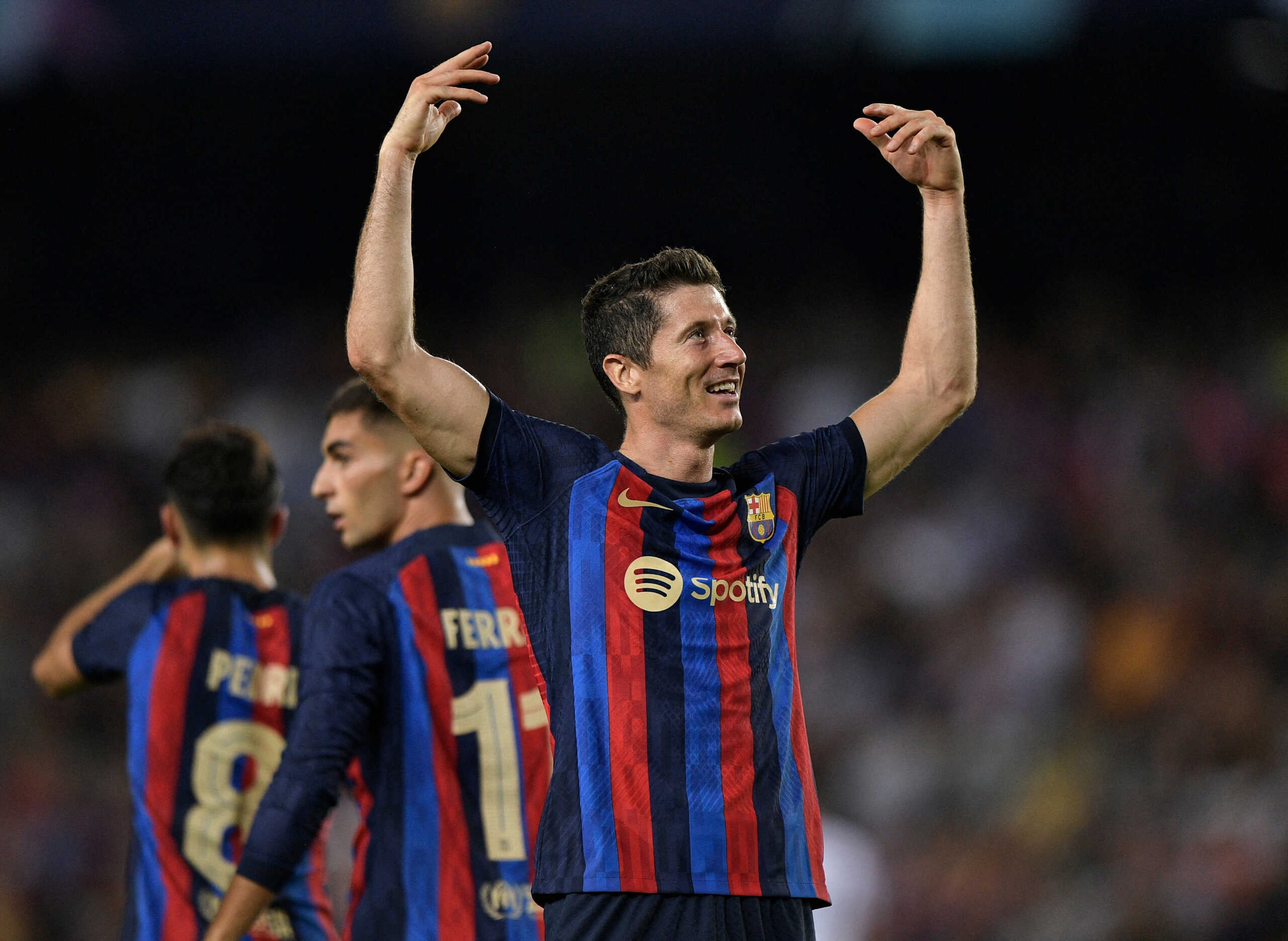 Soccer Football - Champions League - Group C - FC Barcelona v Viktoria Plzen - Camp Nou, Barcelona, Spain - September 7, 2022  FC Barcelona's Robert Lewandowski celebrates scoring their fourth goal to complete his hat-trick REUTERS