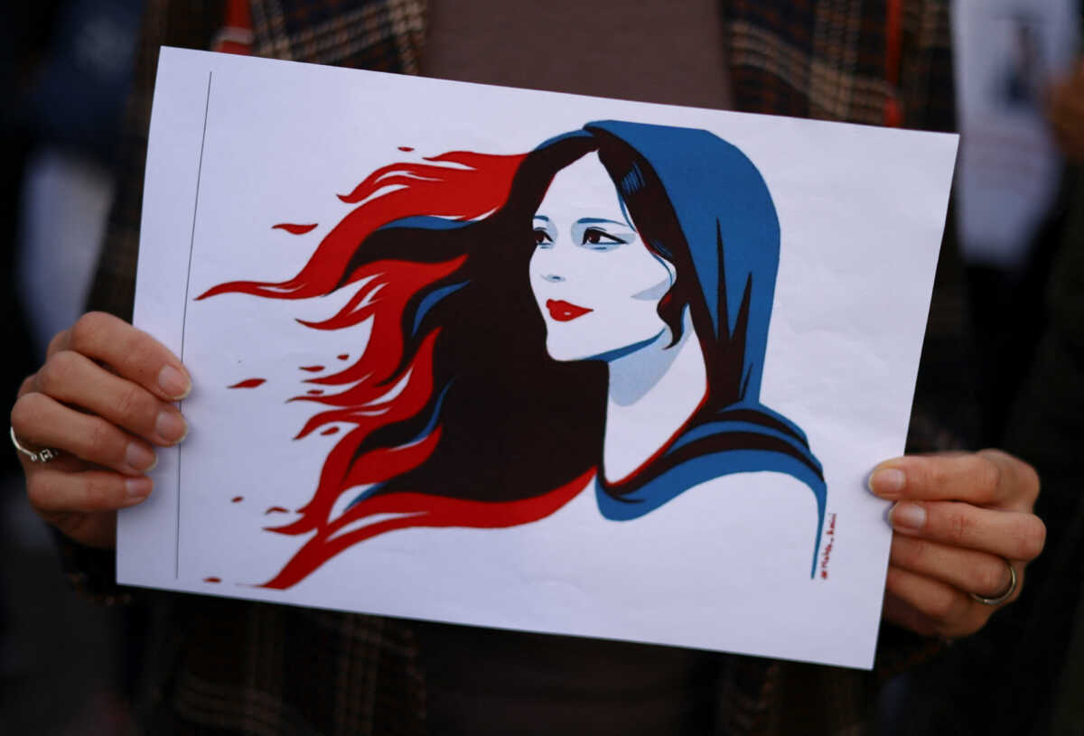 Το Ιράν «απειλεί» δημοσιογράφους και διασημότητες που στηρίζουν τις διαδηλώσεις – «Θα πληρώσετε»