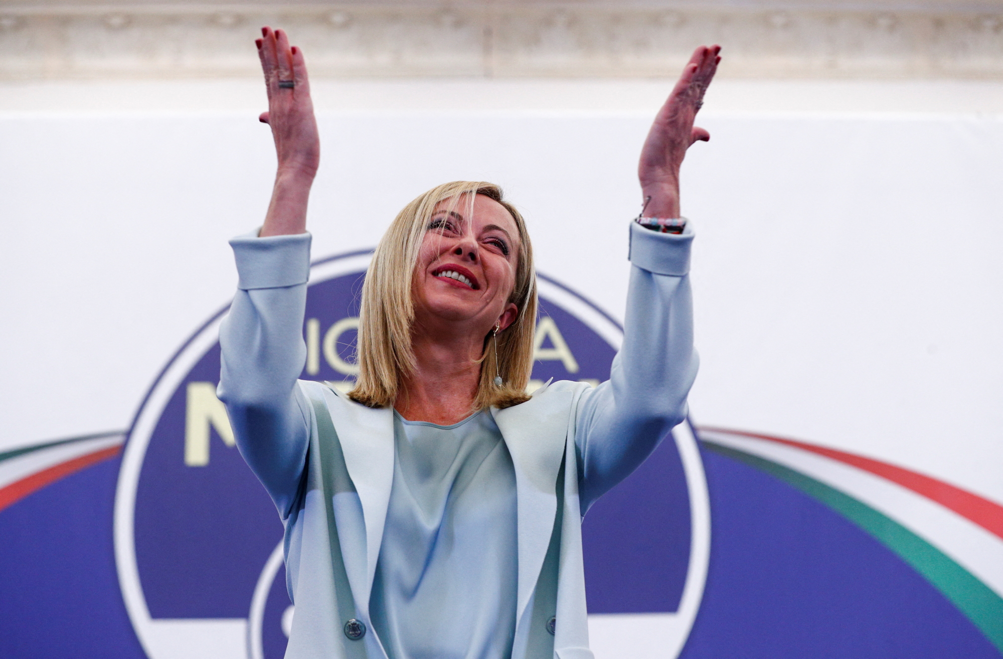 Εκλογές στην Ιταλία: Χαίρεται και χαμογελά το AfD – «Οι κυβερνήσεις της αριστεράς αποτελούν παρελθόν»