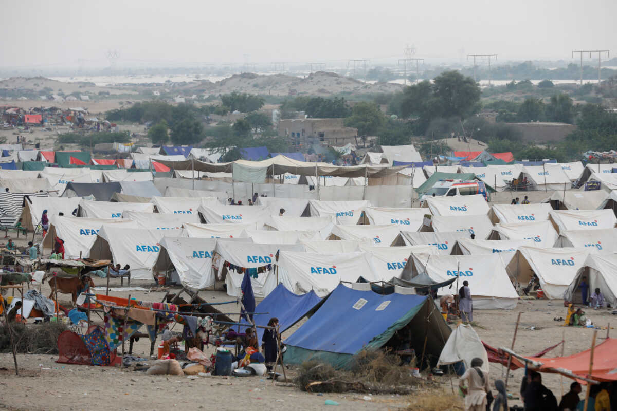 A view shows tents of the displaced people, following rains and floods during the monsoon season in Sehwan, Pakistan September 14, 2022. REUTERS