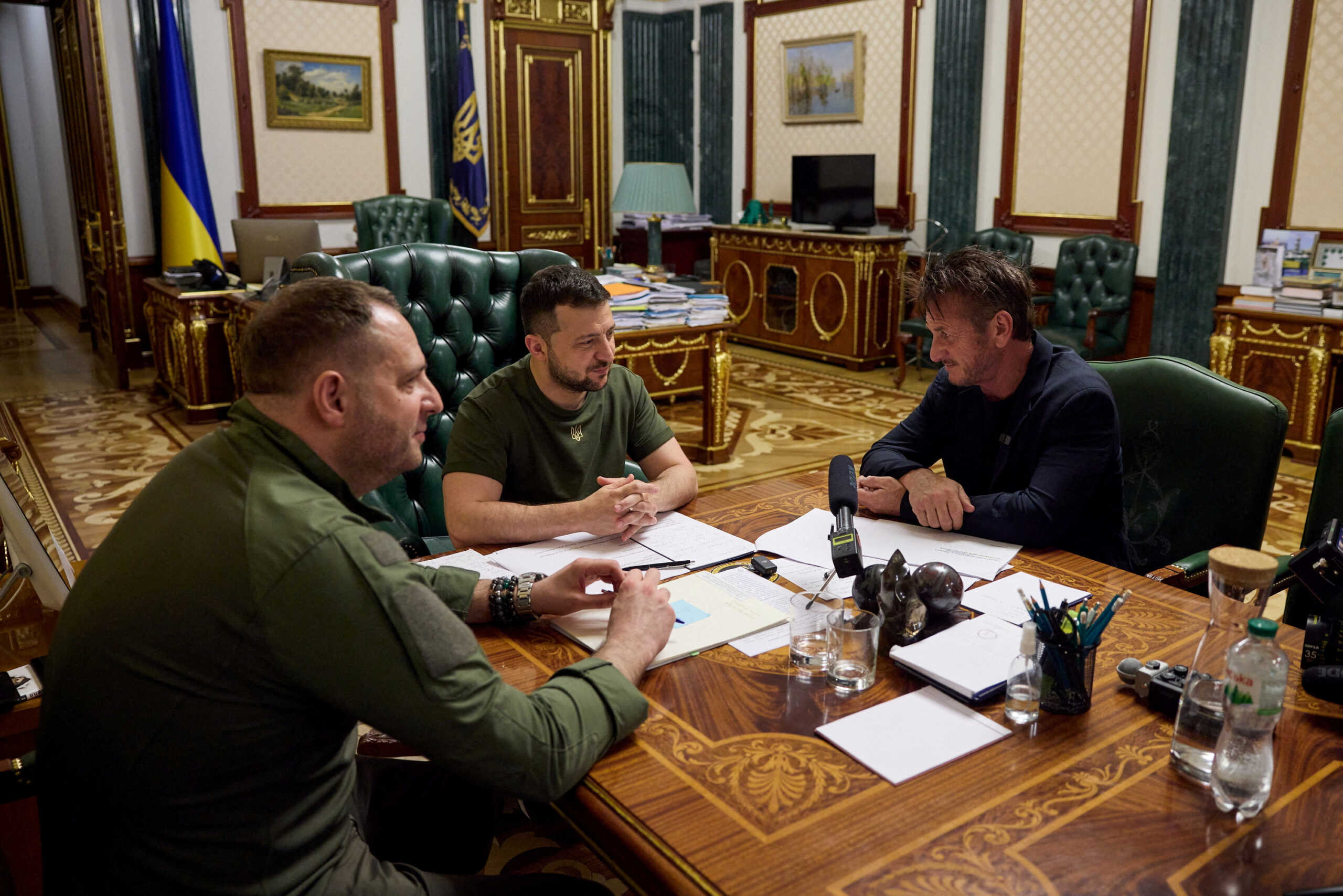 FILE PHOTO: Actor and director Sean Penn attends a meeting with Ukraine's President Volodymyr Zelenskiy, as Russia's attack on Ukraine continues, in Kyiv, Ukraine June 28, 2022.  Ukrainian Presidential Press Service
