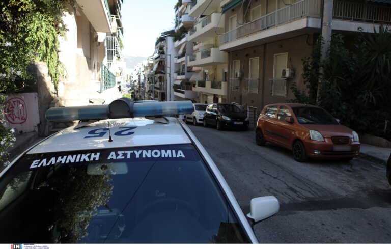 Θαρραλέα υπάλληλος μίνι μάρκετ στη Θεσσαλονίκη έδιωξε ένοπλο ληστή με τις φωνές της