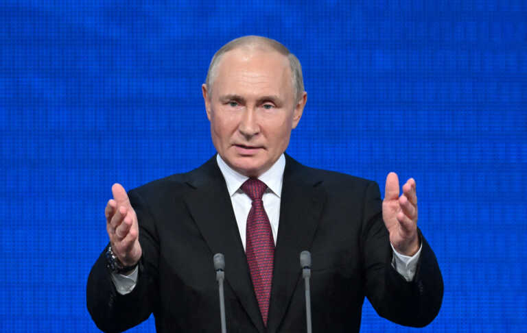 Γιατί καθυστερεί το διάγγελμα του Βλαντίμιρ Πούτιν - «Αναβλήθηκε για αύριο» λέει πρώην σύμβουλος του