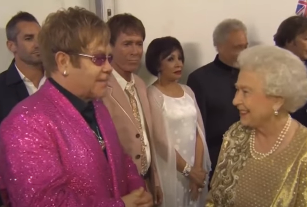 Βασίλισσα Ελισάβετ: Το «αντίο» των celebrities και η μεγάλη θλίψη του Έλτον Τζον
