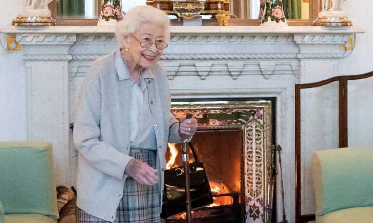Η Βασίλισσα Ελισάβετ ακύρωσε και άλλη εκδήλωση εν μέσω φόβων για την υγεία της