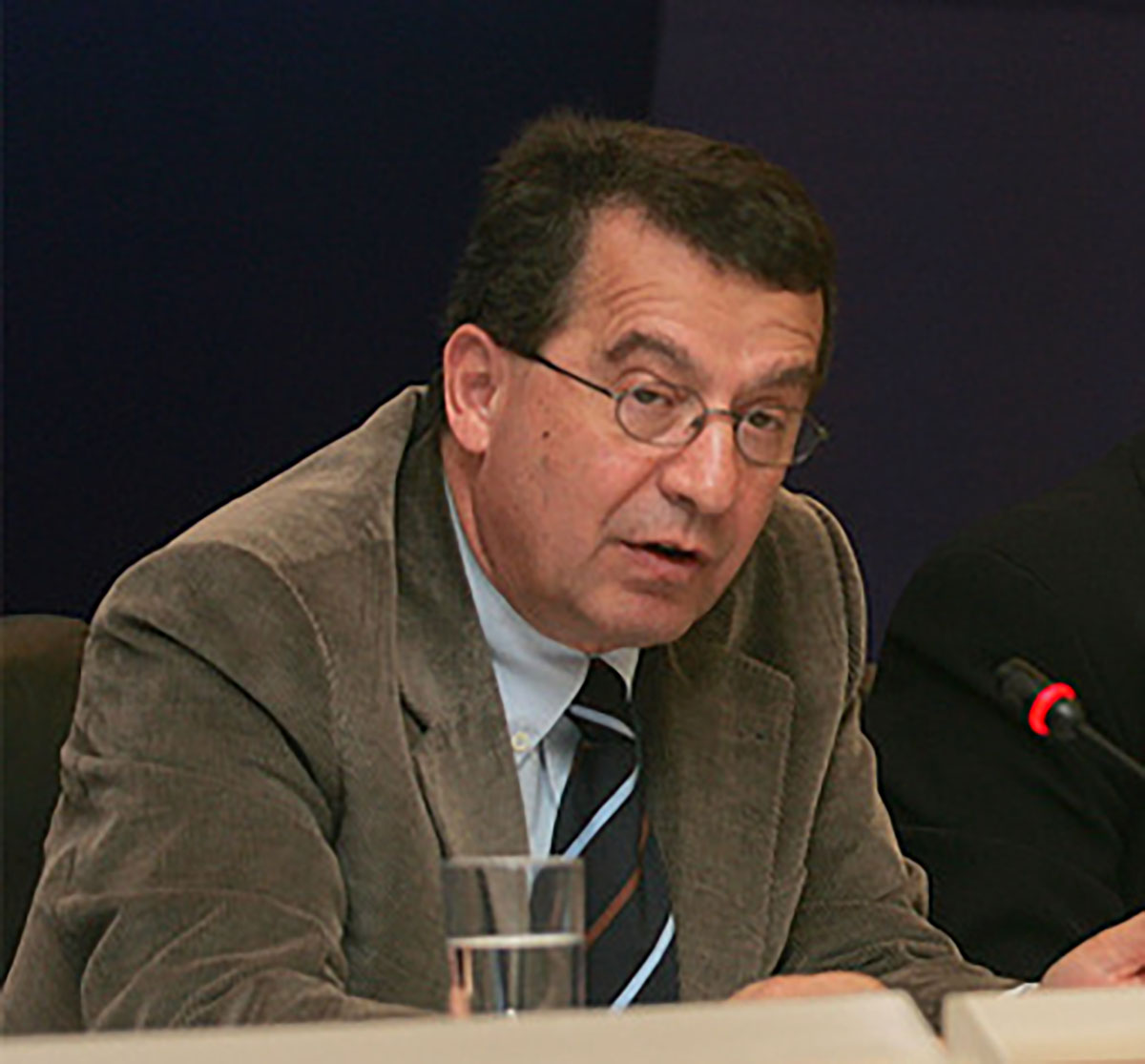 Εξεταστική Επιτροπή: Ο Ρουμπάτης φέρεται να είπε ότι ενημέρωσε τον Τσίπρα για την παρακολούθηση Πιτσιόρλα χωρίς να τον κατονομάσει