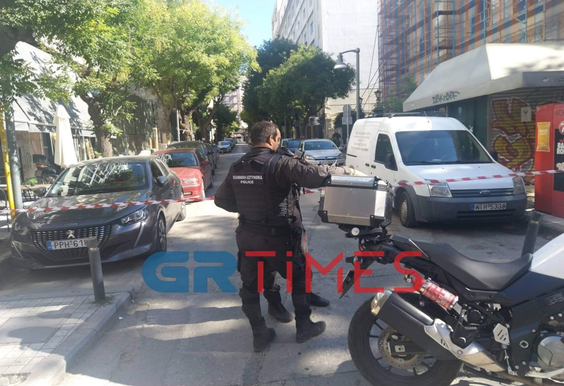 Θεσσαλονίκη: Βρέθηκε κι άλλη οβίδα σε εργοτάξιο στο κέντρο της πόλης – Στο ίδιο είχε βρεθεί χειροβομβίδα