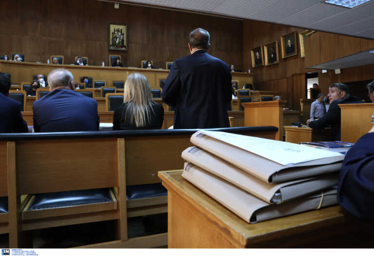 Ειδικό δικαστήριο: Απαλλαγή Παπαγγελόπουλου – Τουλουπάκη για τα κακουργήματα προτείνει η εισαγγελέας