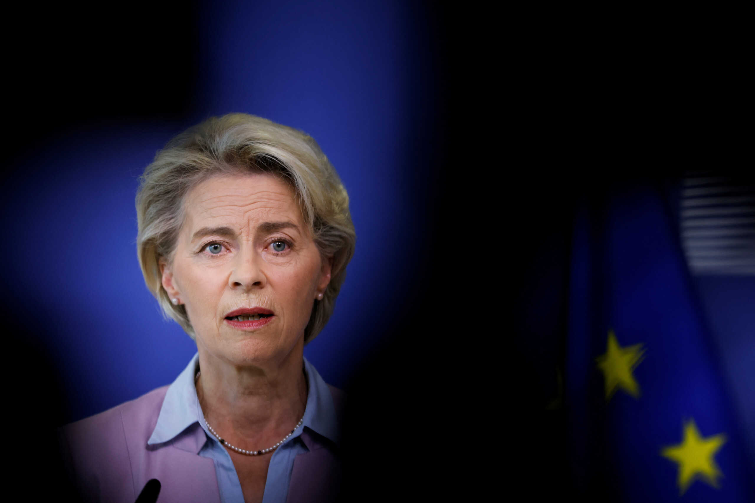 European Commission President Ursula von der Leyen speaks at a news conference on the energy crisis, in Brussels, Belgium September 7, 2022. REUTERS