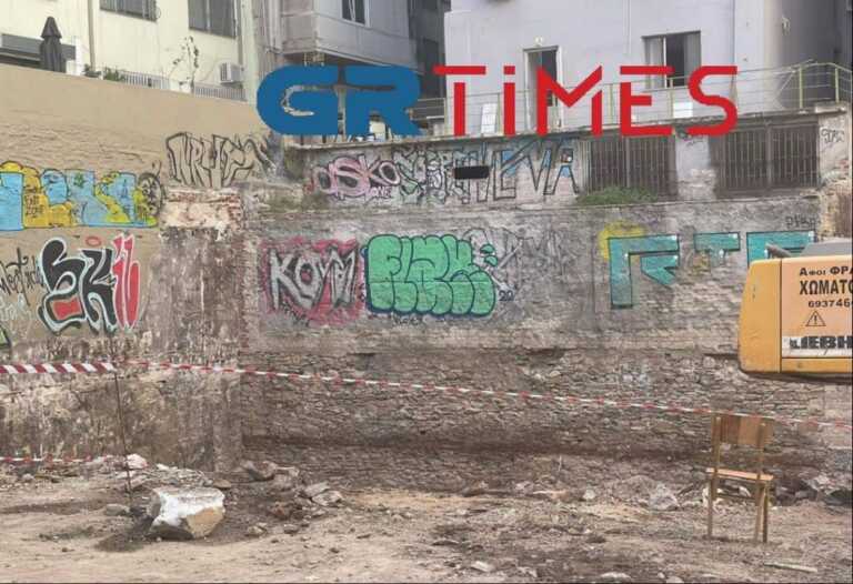 Θεσσαλονίκη: Επιχείρηση για την απομάκρυνση χειροβομβίδας στο κέντρο της πόλης
