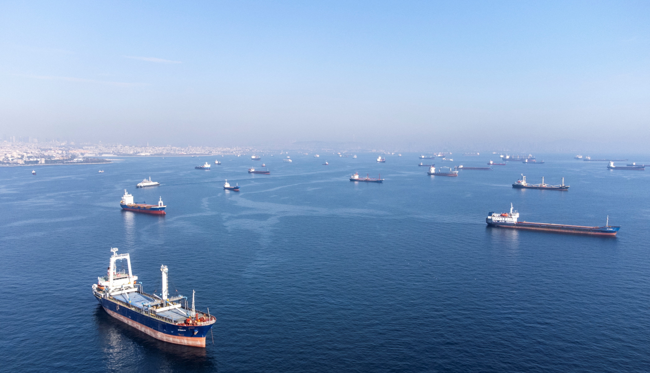 Τουρκία – Μαύρη Θάλασσα: Πλέουν πάλι τα πλοία παρά την αποχώρηση της Ρωσίας από τη συμφωνία σιτηρών