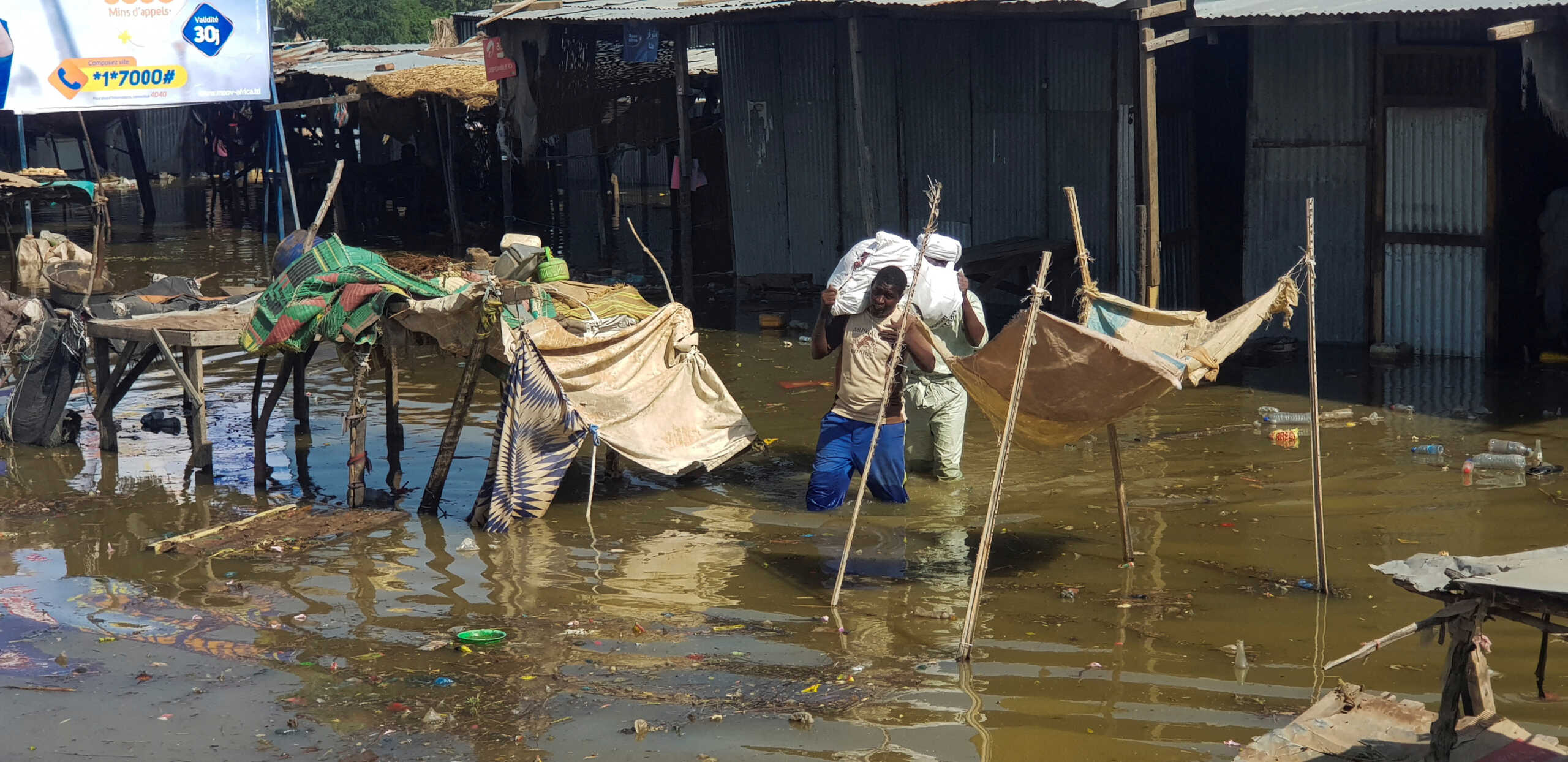 Σφοδρές πλημμύρες στο Τσαντ – Τα νερά «κατάπιαν» πάνω από 4.650.000 στρέμματα γης