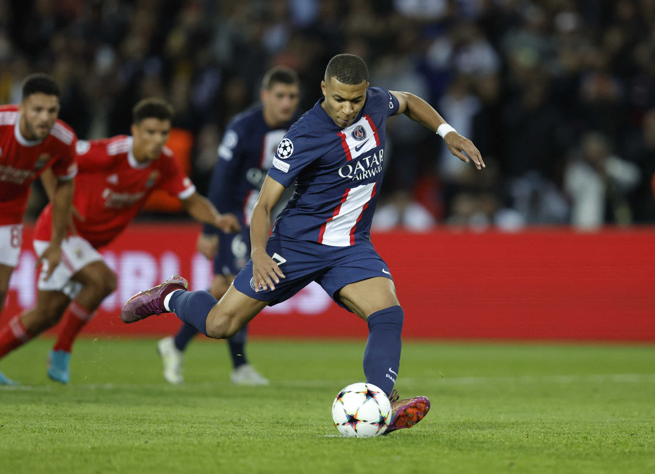 Soccer Football - Champions League - Group H - Paris St Germain v Benfica - Parc des Princes, Paris, France - October 11, 2022 Paris St Germain's Kylian Mbappe scores their first goal from the penalty spot REUTERS