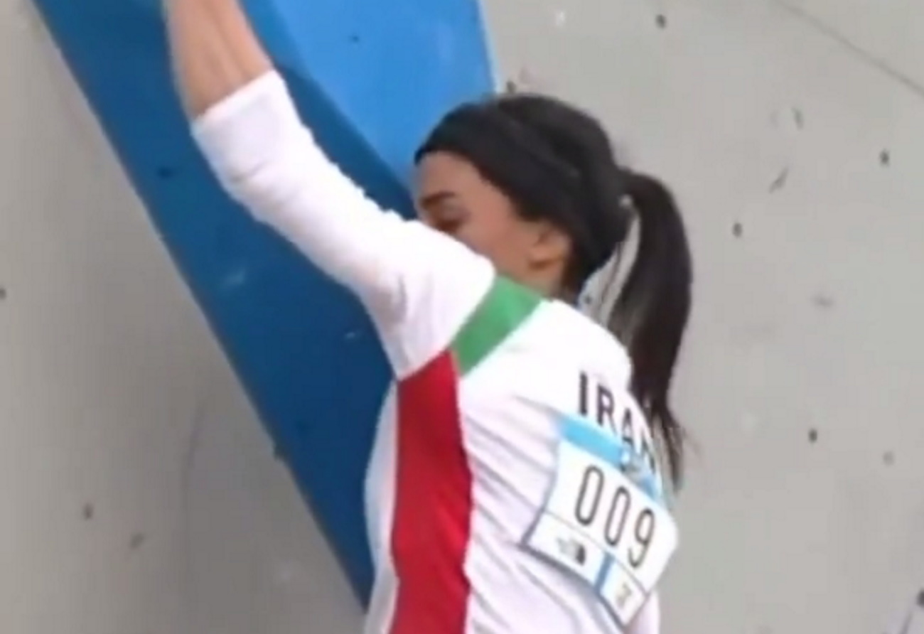Θρίλερ με την Ιρανή αθλήτρια που αγωνίστηκε χωρίς χιτζάμπ