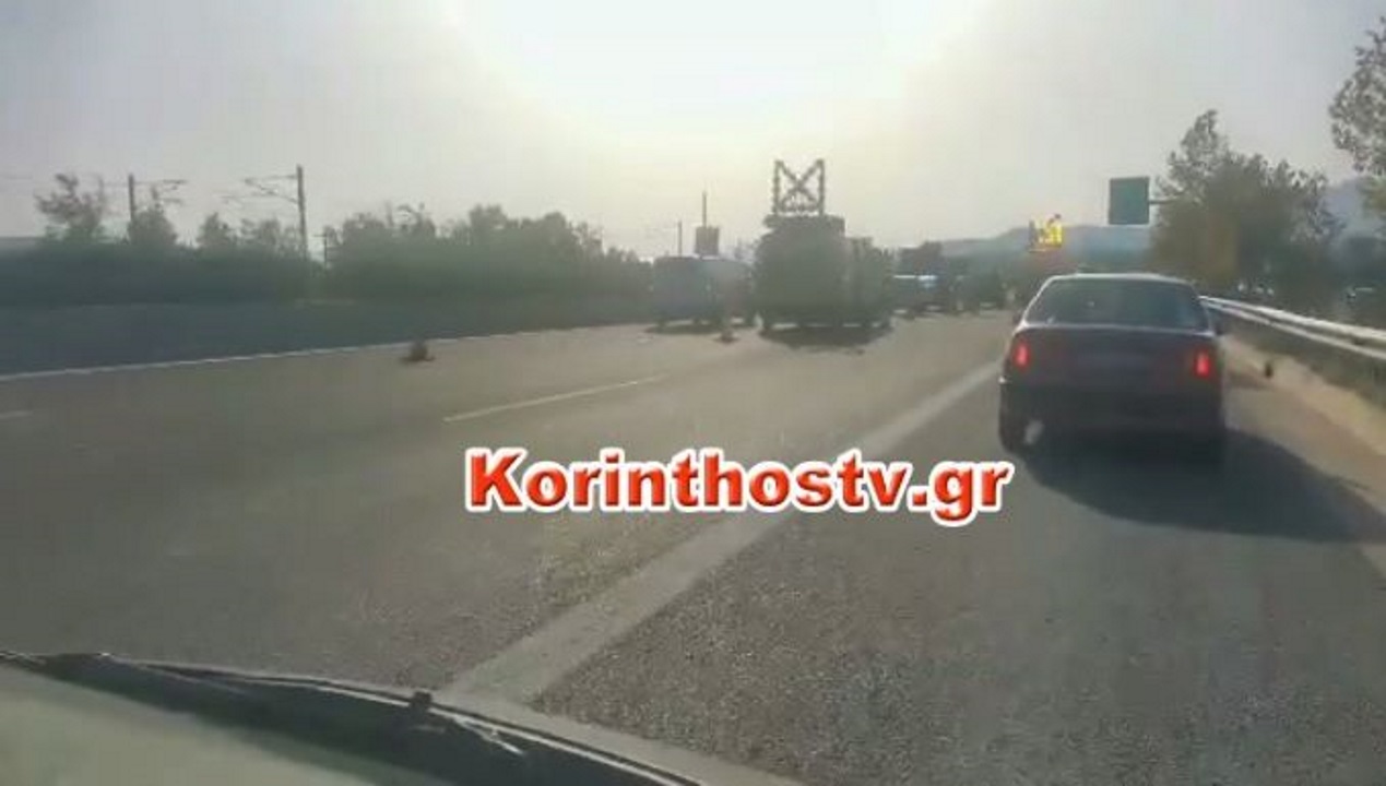 Τροχαίο στην Αθηνών – Κορίνθου: Και τρίτος νεκρός από την ηλικιωμένη οδηγό που μπήκε ανάποδα στο δρόμο