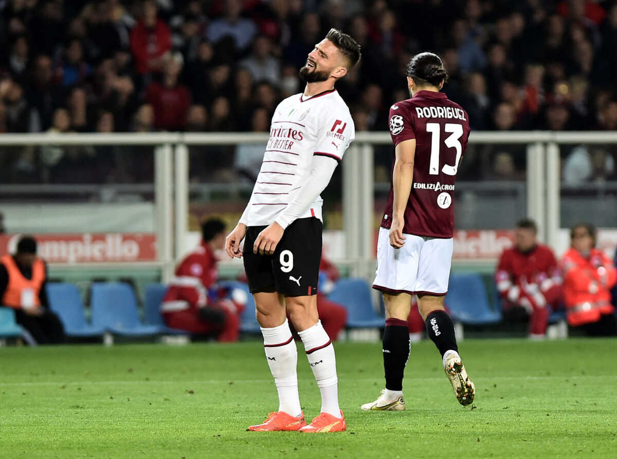 Soccer Football - Serie A - Torino v AC Milan - Stadio Olimpico Grande Torino, Turin, Italy - October 30, 2022 AC Milan's Olivier Giroud reacts REUTERS