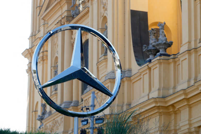 Η Mercedes-Benz εγκαταλείπει την αγορά της Ρωσίας – Πουλάει τις μετοχές της στην Avtodom