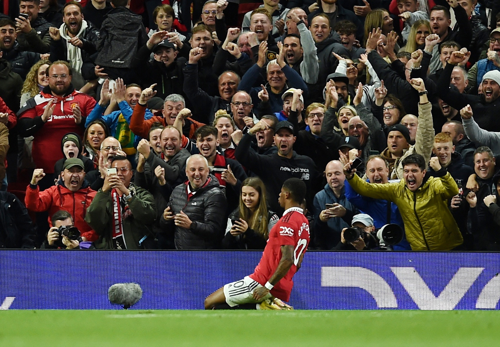 Soccer Football - Premier League - Manchester United v West Ham United - Old Trafford, Manchester, Britain - October 30, 2022 Manchester United's Marcus Rashford celebrates scoring their first goal REUTERS