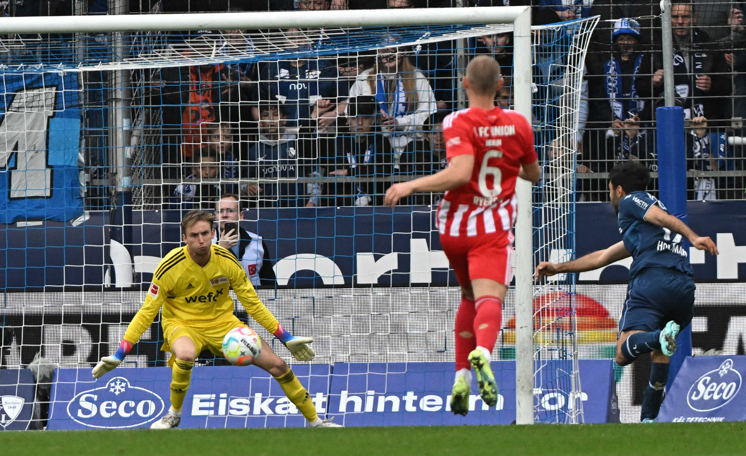 Soccer Football - Bundesliga - VfL Bochum v 1. FC Union Berlin - Ruhrstadion, Bochum, Germany - October 23, 2022 VfL Bochum's Gerrit Holtmann scores their second goal REUTERS