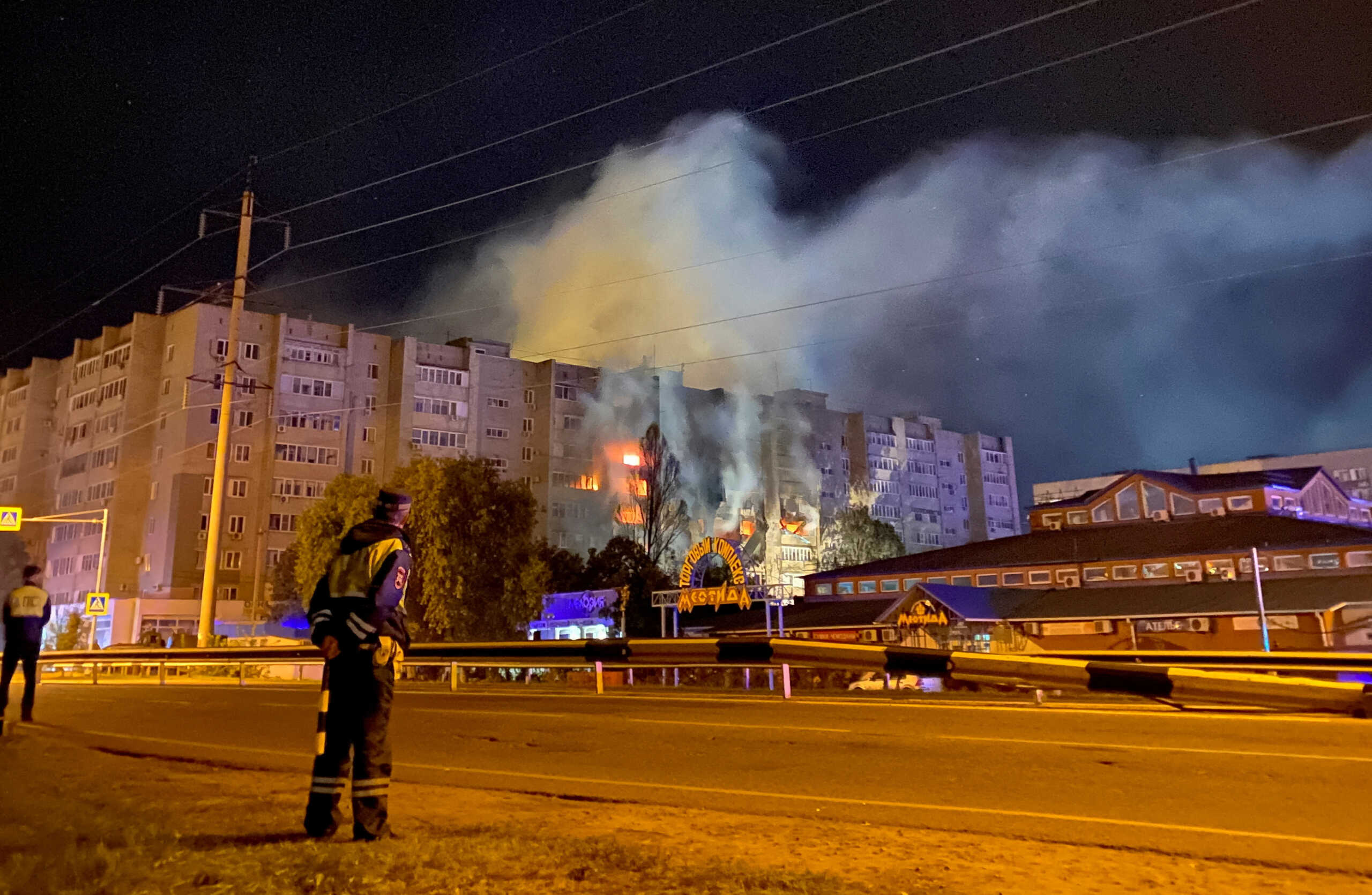 Ρωσία: Η στιγμή που βρέθηκε ζωντανός ο πιλότος του Sukhoi που συνετρίβη στο Γιεΐσκ