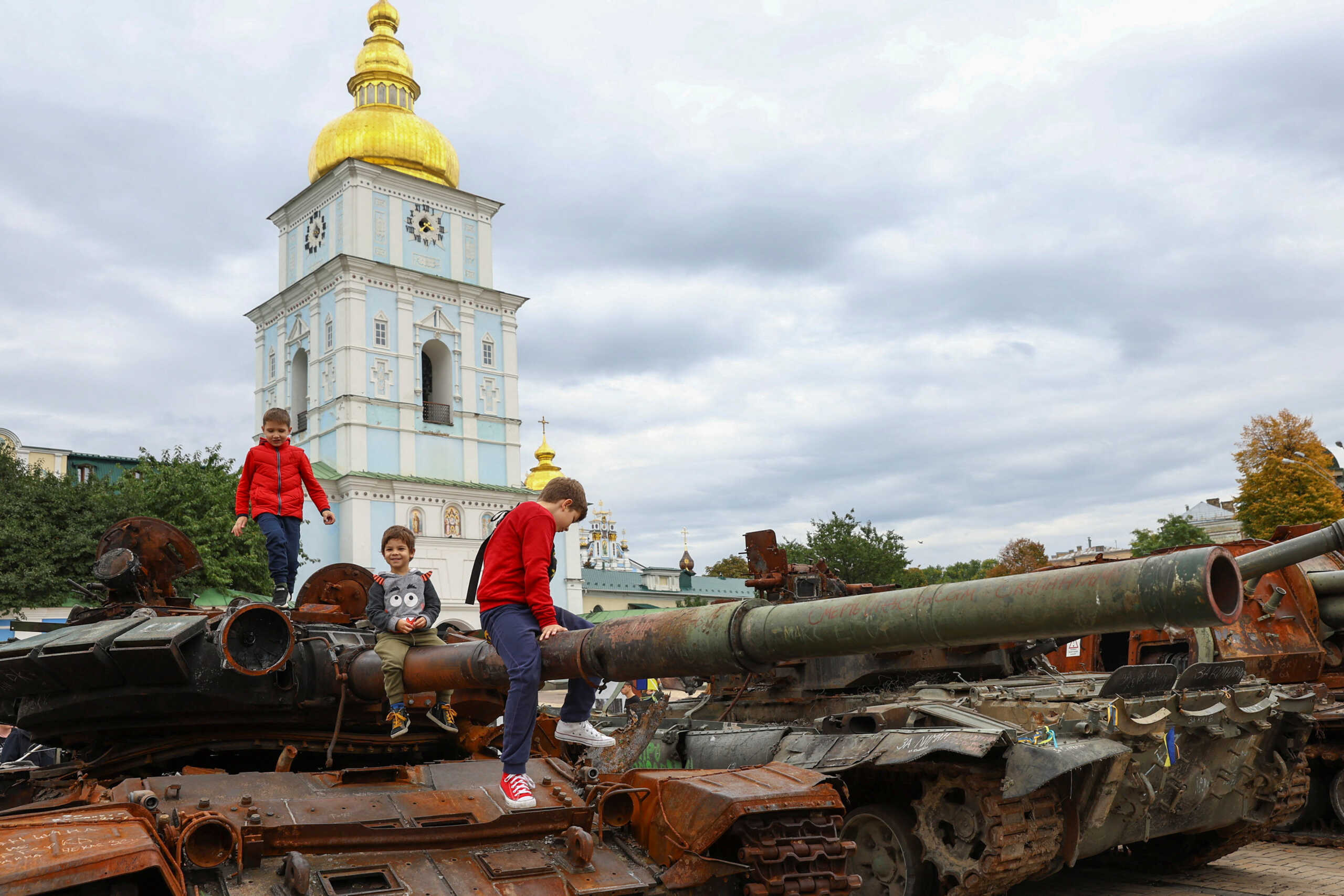 Διευθυντής του Russia Today δήλωσε ότι θα έπνιγε ή θα έκαιγε τα παιδιά στην Ουκρανία