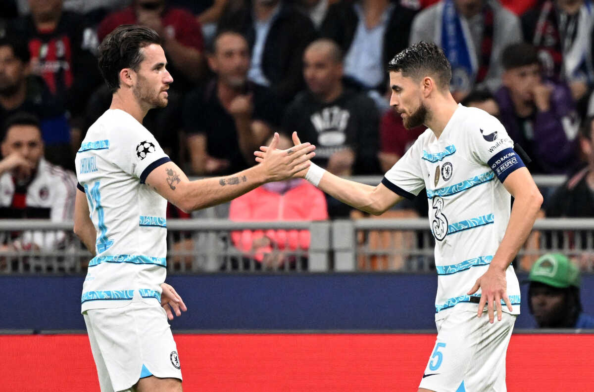 Soccer Football - Champions League - Group E - AC Milan v Chelsea - San Siro, Milan, Italy - October 11, 2022 Chelsea's Jorginho celebrates scoring their first goal with Ben Chilwell REUTERS