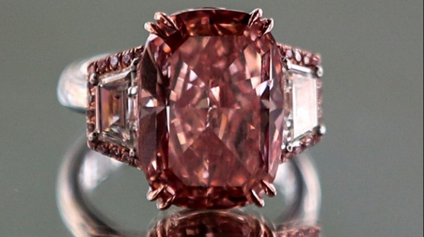 Το ροζ διαμάντι «Williamson Pink Star» πουλήθηκε έναντι σχεδόν 58 εκατ. δολαρίων