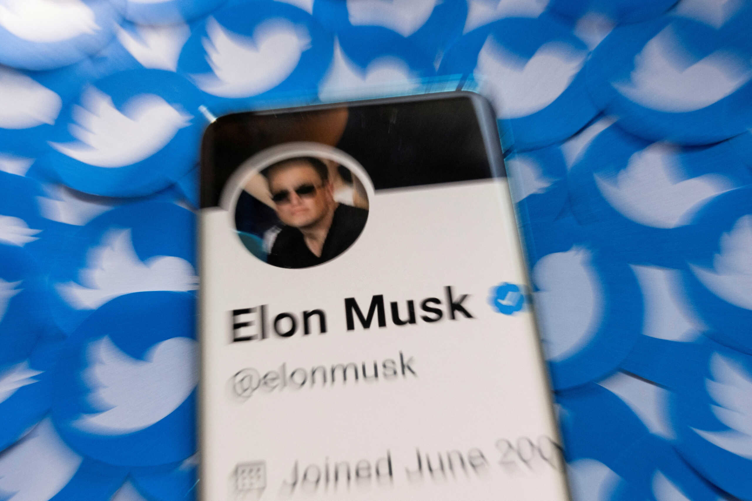 Έλον Μασκ: Πώς θα είναι το Twitter του «επικεφαλής ζωντόβουλου»