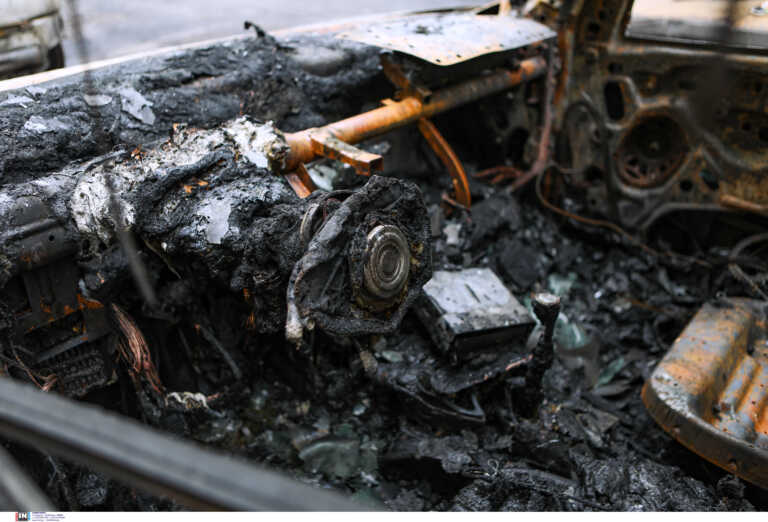 Αιτωλοακαρνανία: Κάηκε ζωντανός μετά από τροχαίο – Φρικτός θάνατος από φωτιά στο αυτοκίνητό του