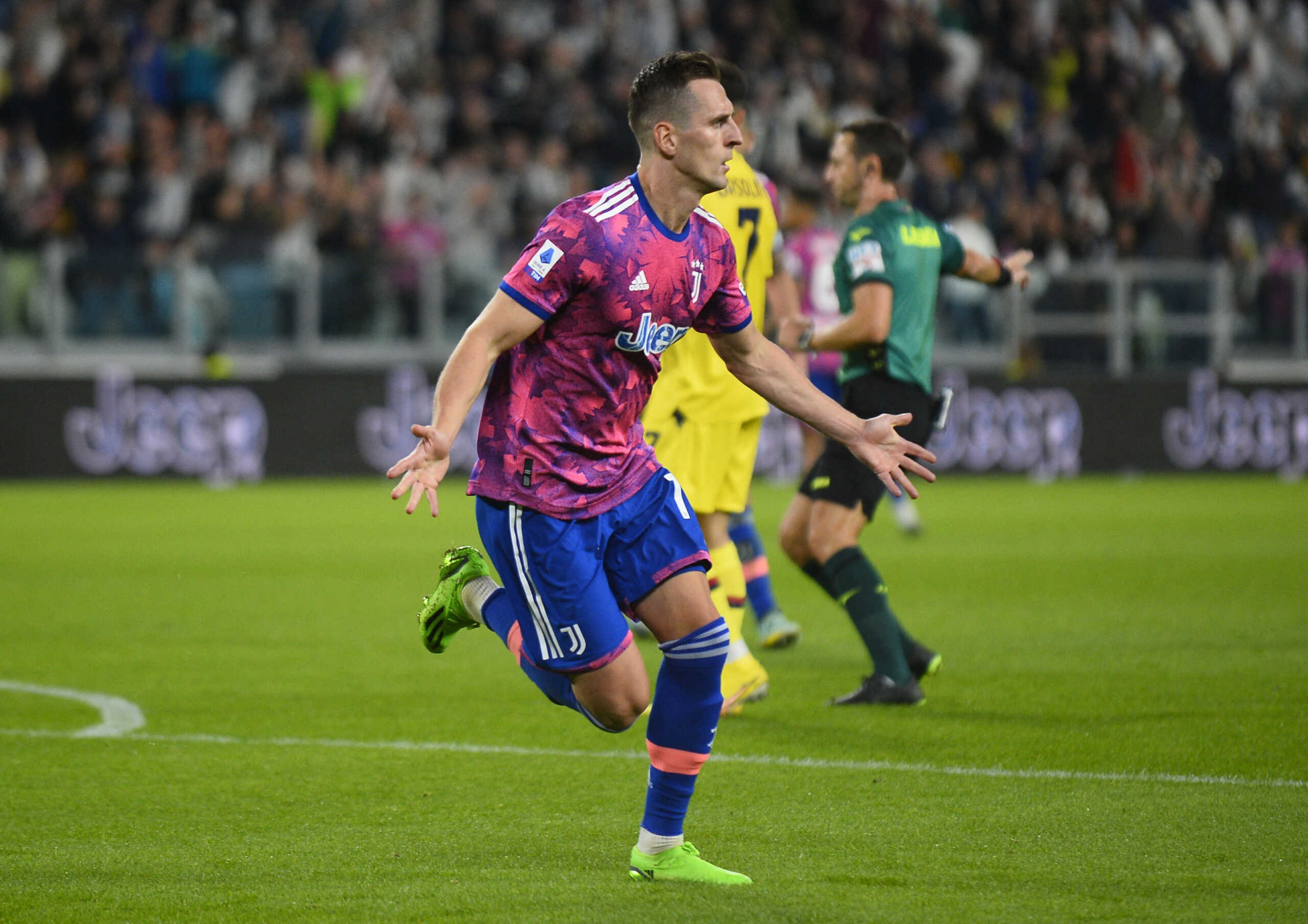 Soccer Football - Serie A - Juventus v Bologna - Allianz Stadium, Turin, Italy - October 2, 2022 Juventus' Arkadiusz Milik celebrates scoring their third goal REUTERS